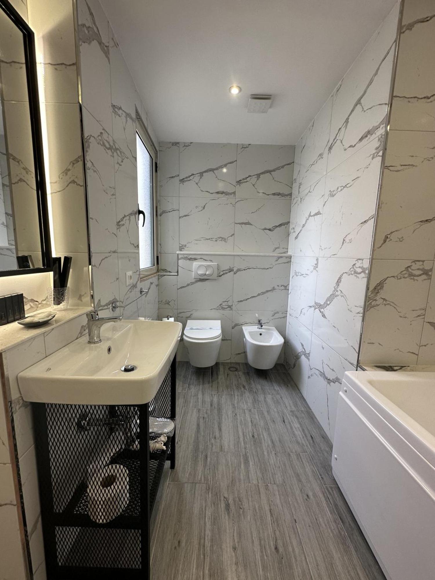 Peaky Hotel Durres Luaran gambar